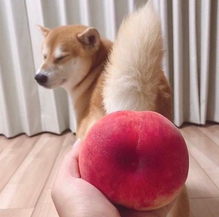 Персик внутри