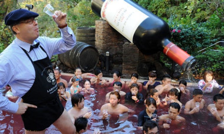 Япония винный бассейн