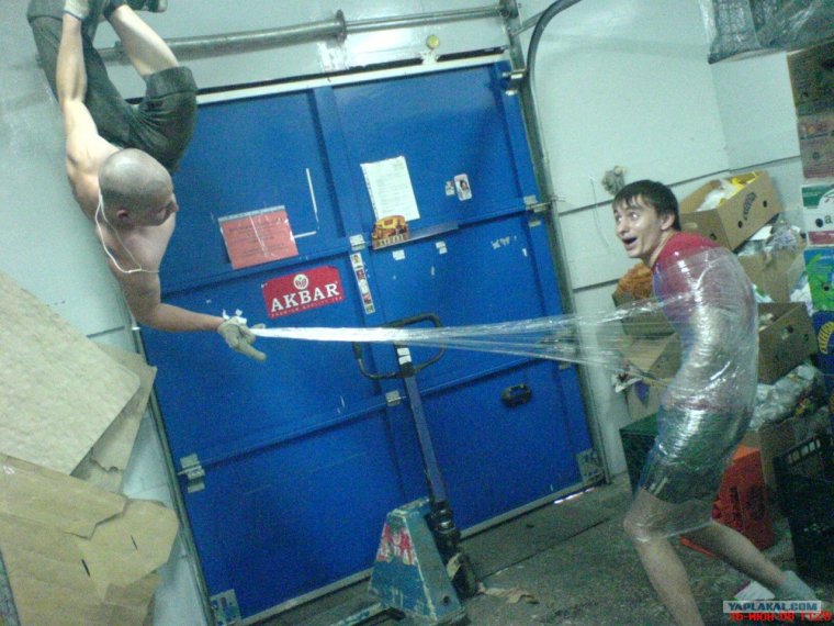 Машина для перевозки мебели