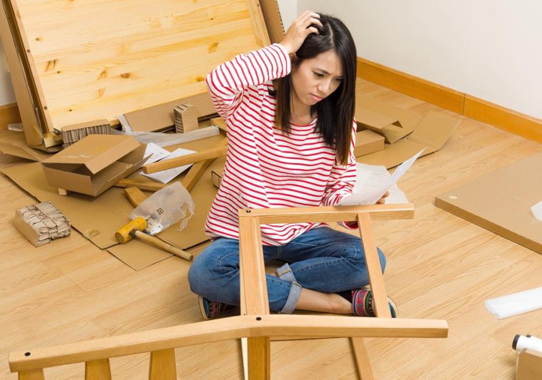 Неправильная сборка мебели