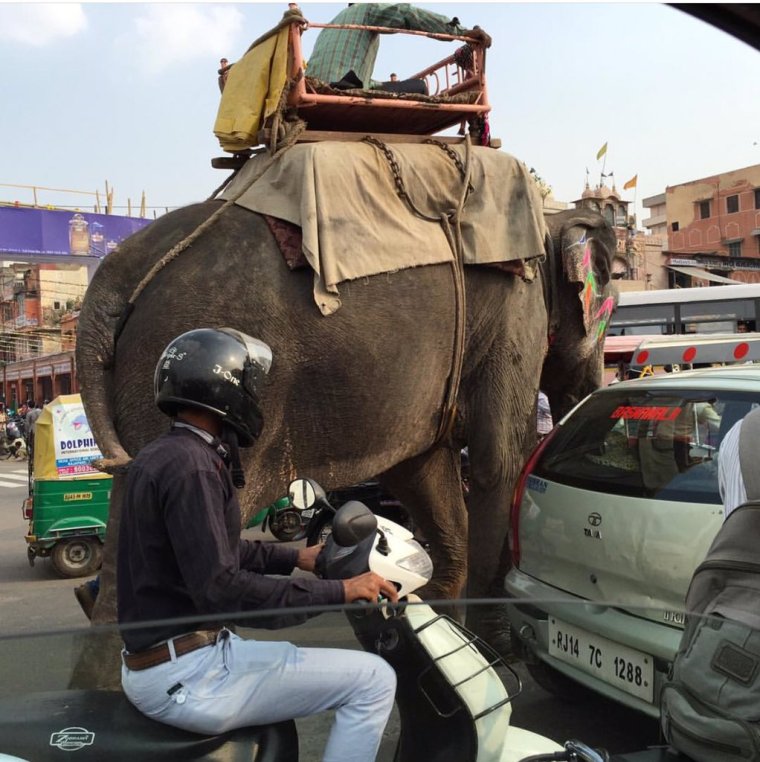 Застрял в пробке