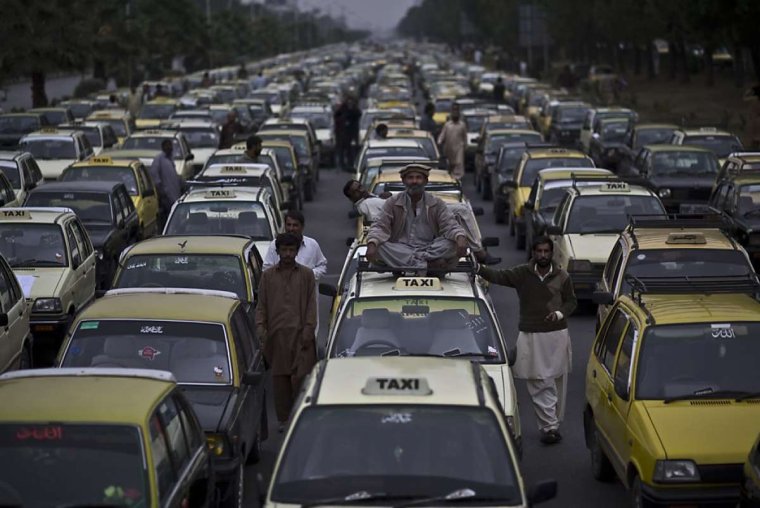 Такси в пробке