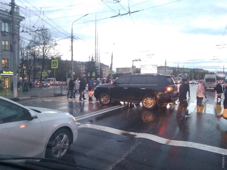 Пешеходный переход прикол