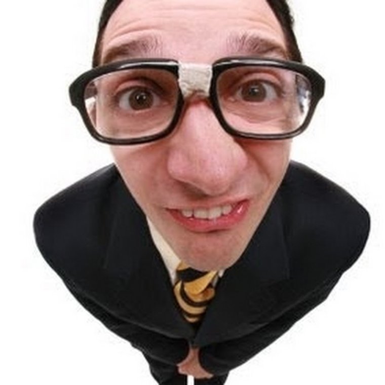 Мартышка в очках