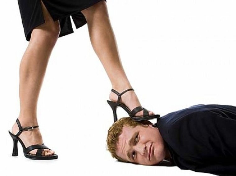 Мужчина под каблуком