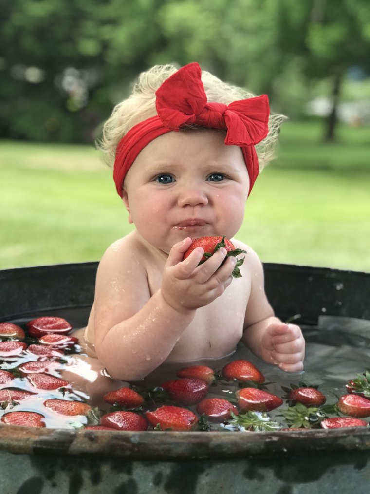 Фотосессия с клубникой