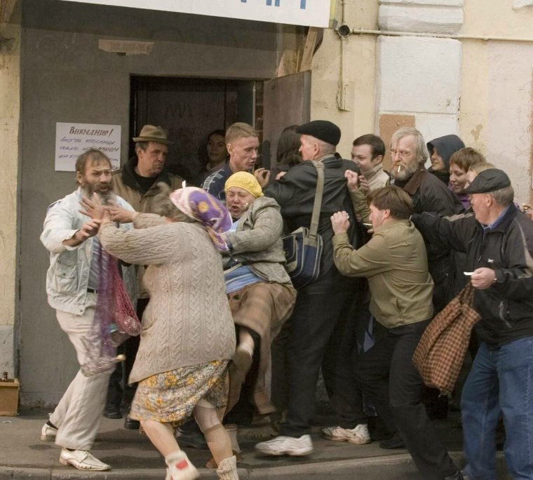 Очередь в винный магазин