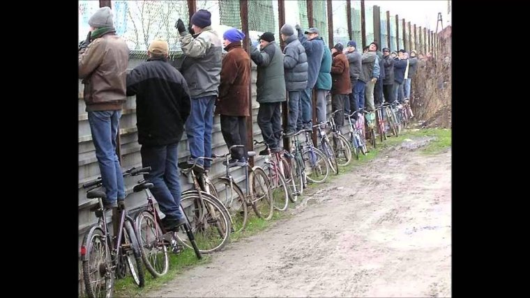 Очередь из велосипедистов