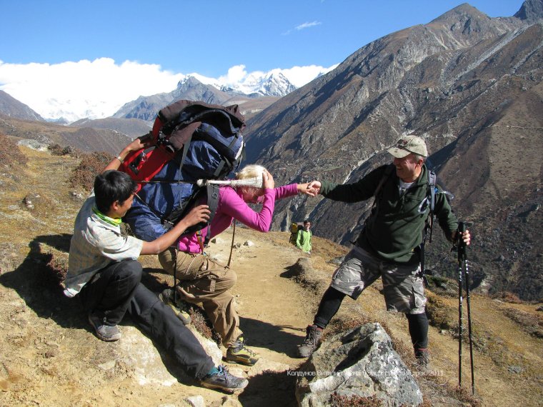 Носильщик в Гималаях