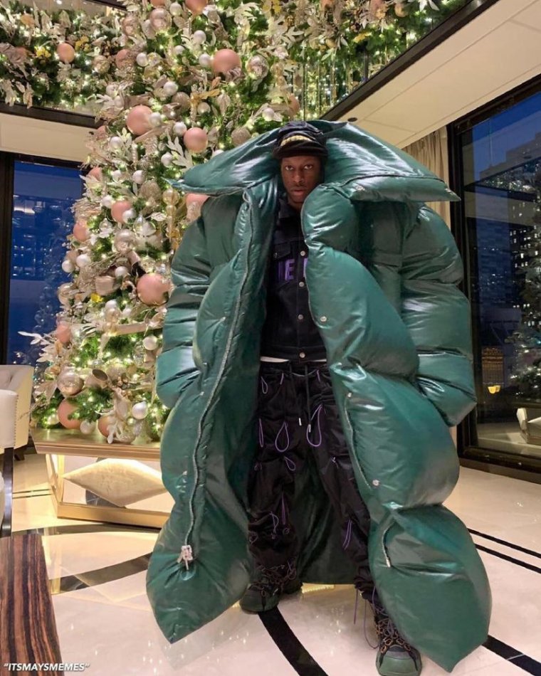 Гигантская куртка