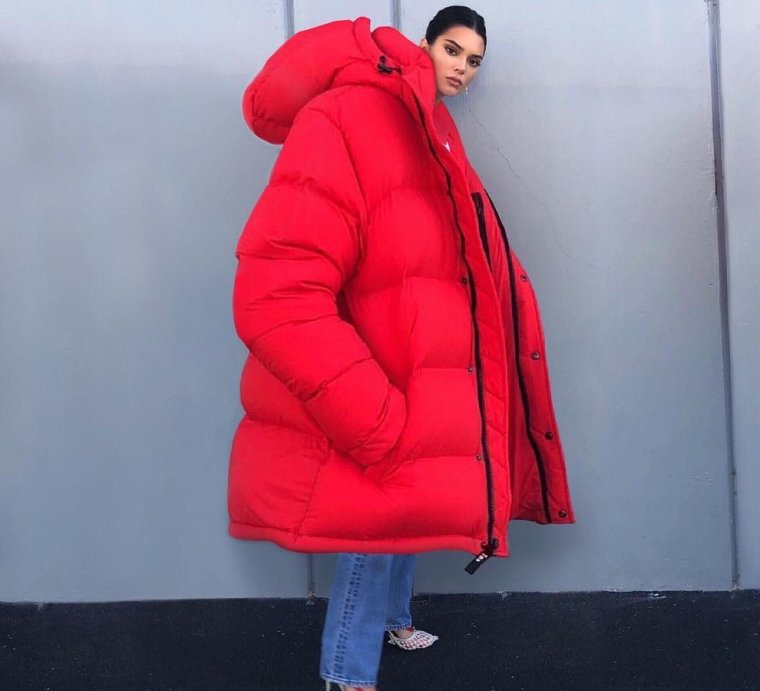 Пуховик оверсайз Кендалл Дженнер