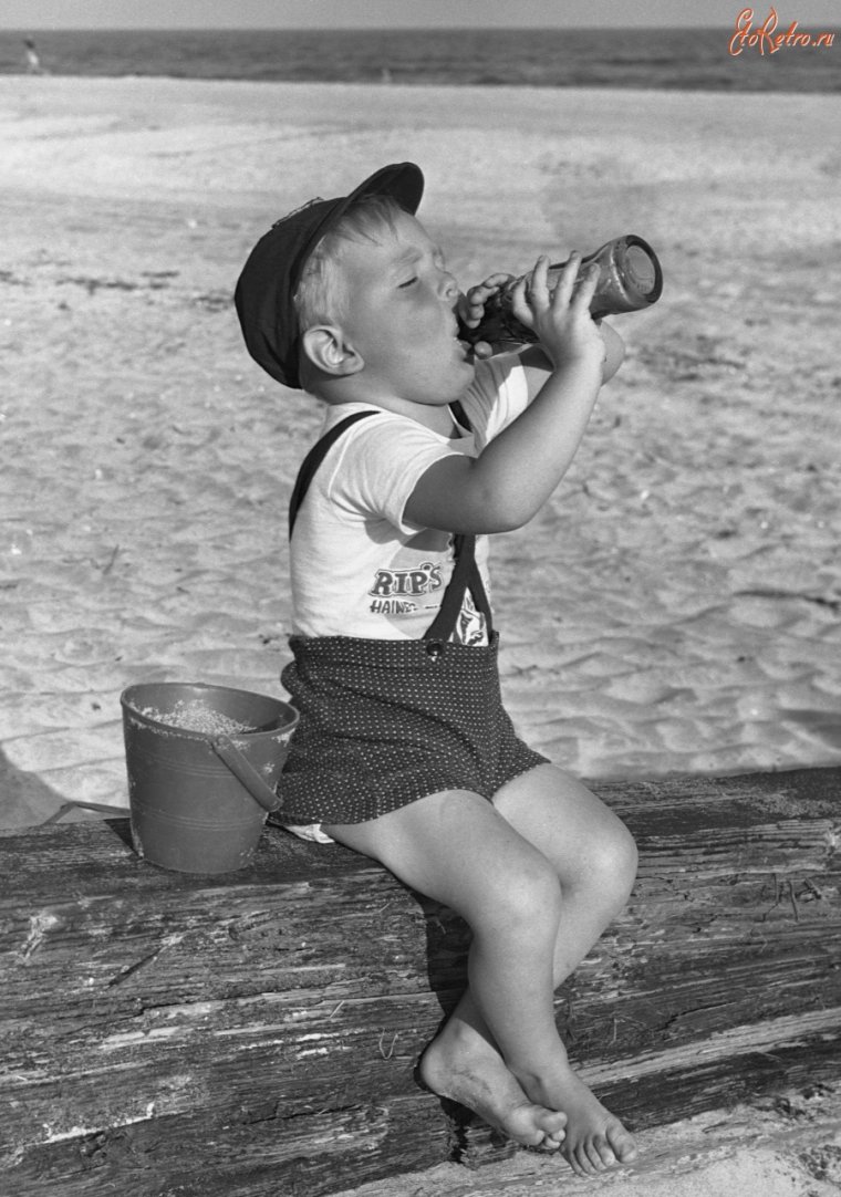 Мальчик из ретро