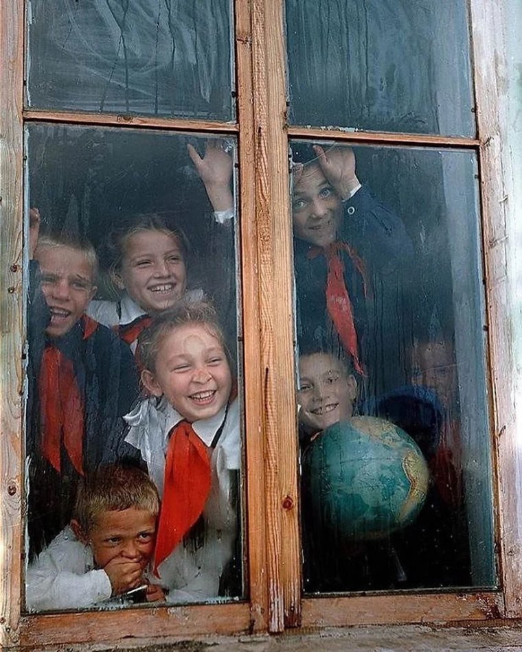 Счастливое детство советских детей