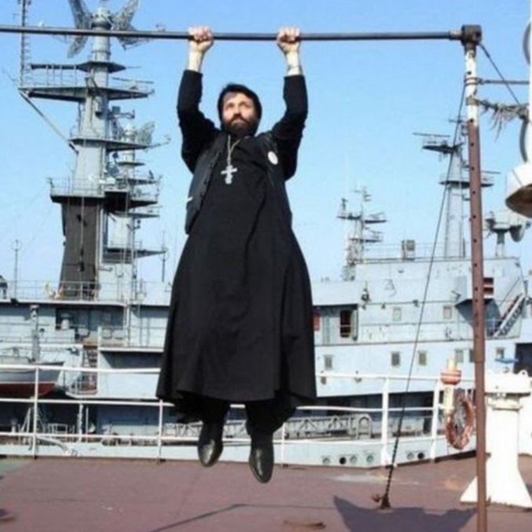 Прикольные священники