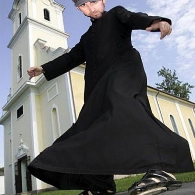 Веселый священник