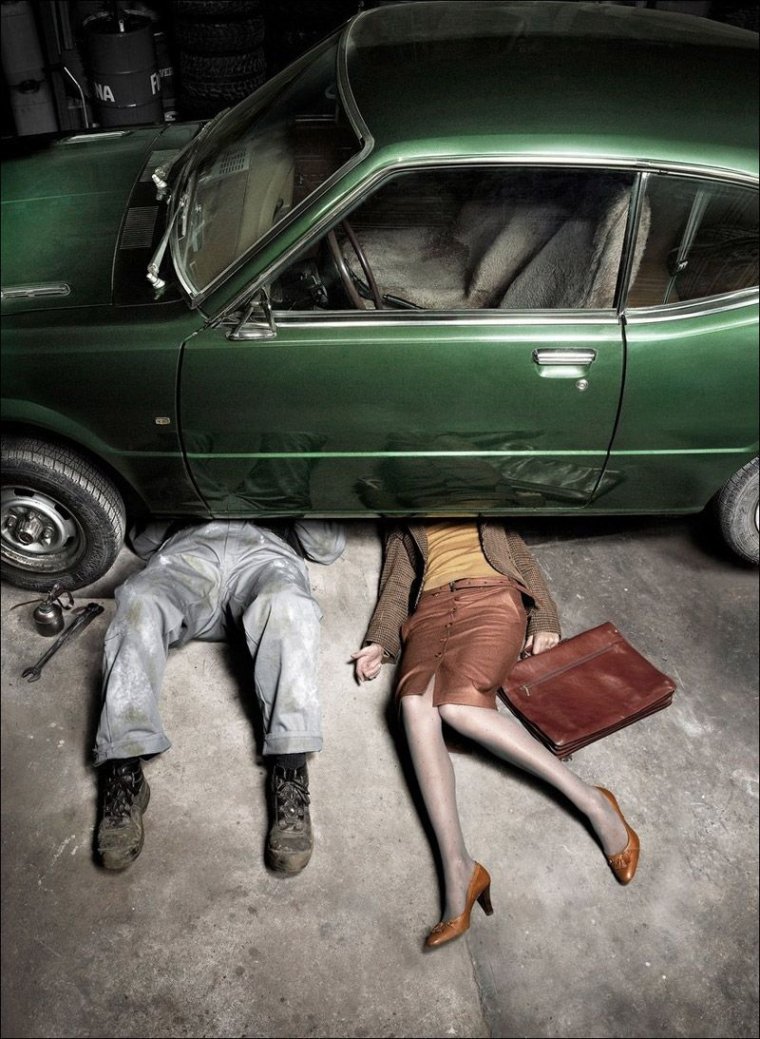 Машина на подъемнике в автосервисе приколы