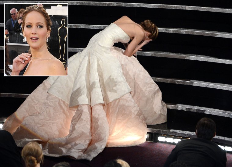 Дженнифер Лоуренс казусы