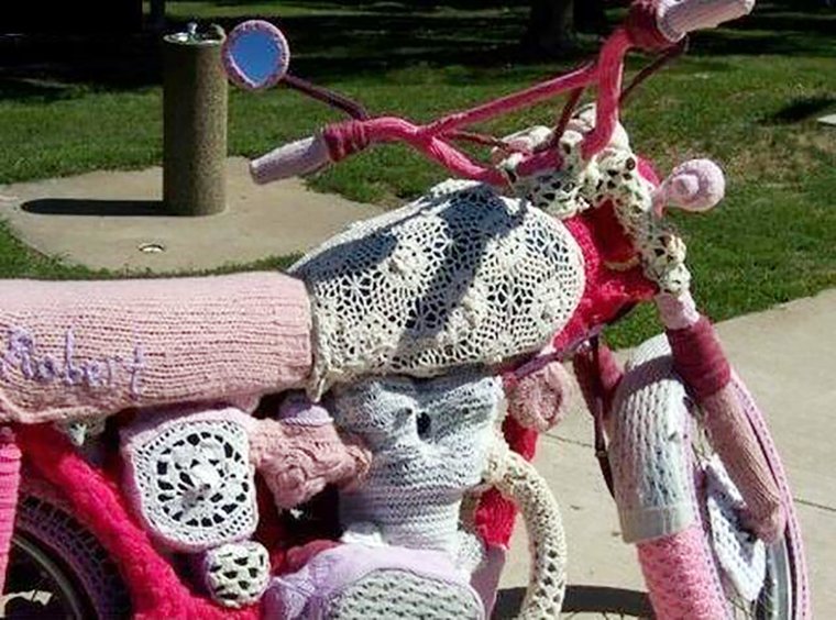 Байкеры вяжут