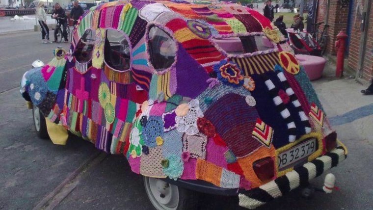 Вязаные вещи на машине