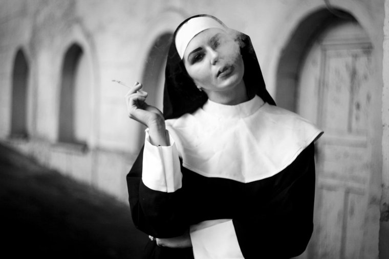 Beatriz Mariana монашка