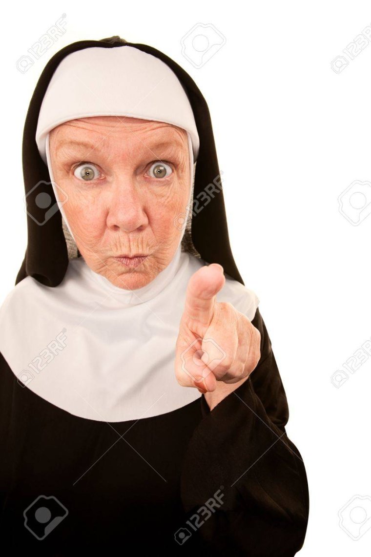 Мемы монашка