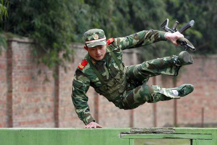 Прикольные военные