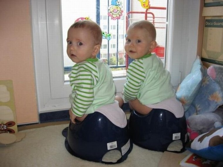 В детском саду на горшок