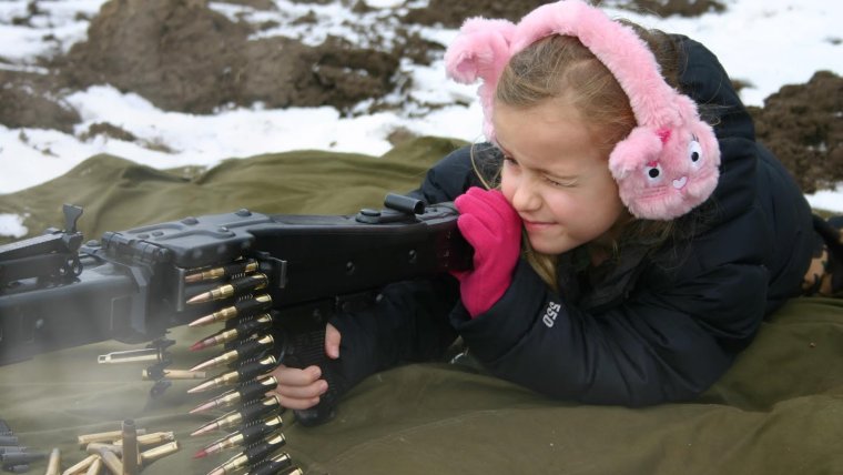 Доброта демотиваторы