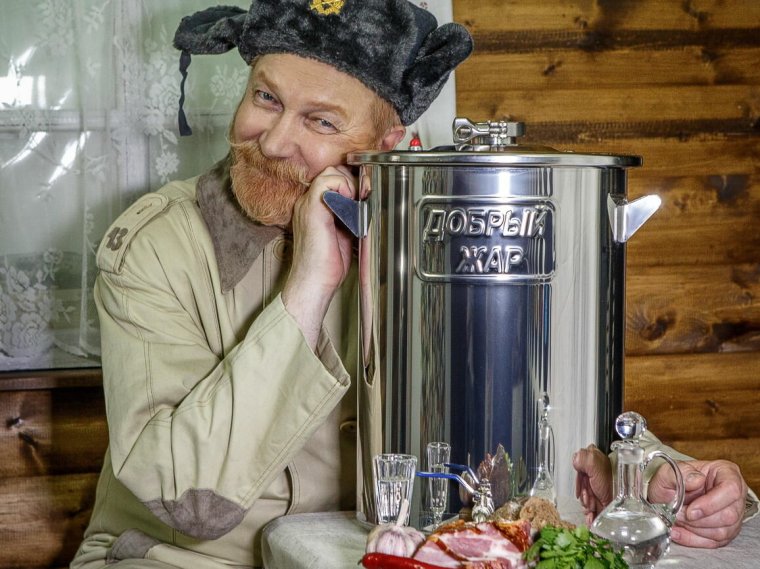 Самогонный аппарат Кузьмич