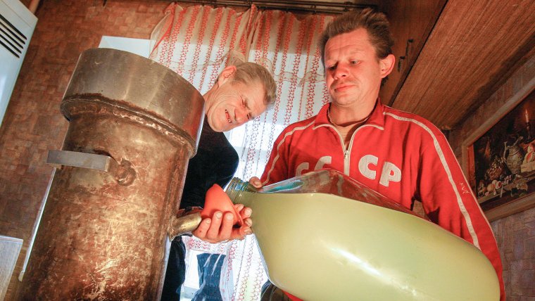 Самогон демотиваторы