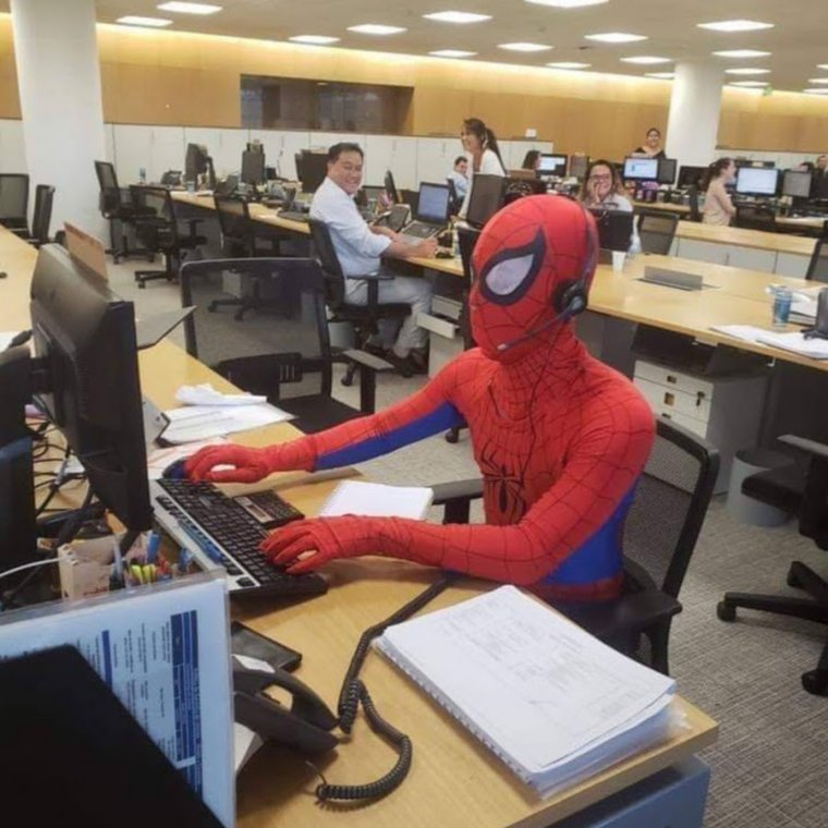 Пятница офис прикол