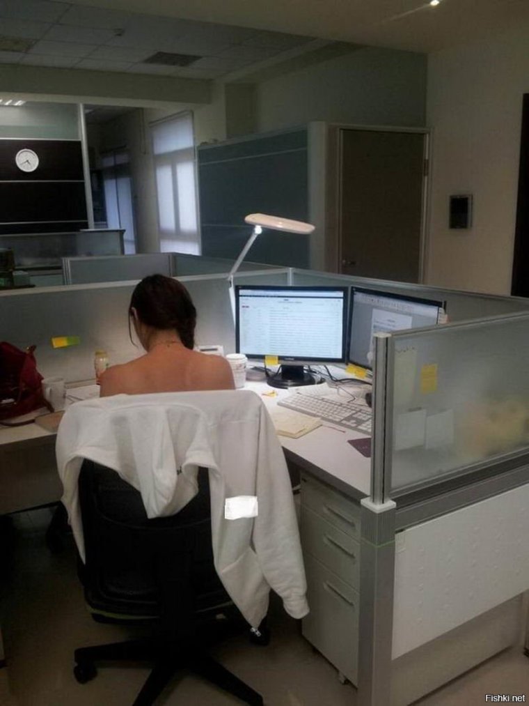 Смешной офисный работник