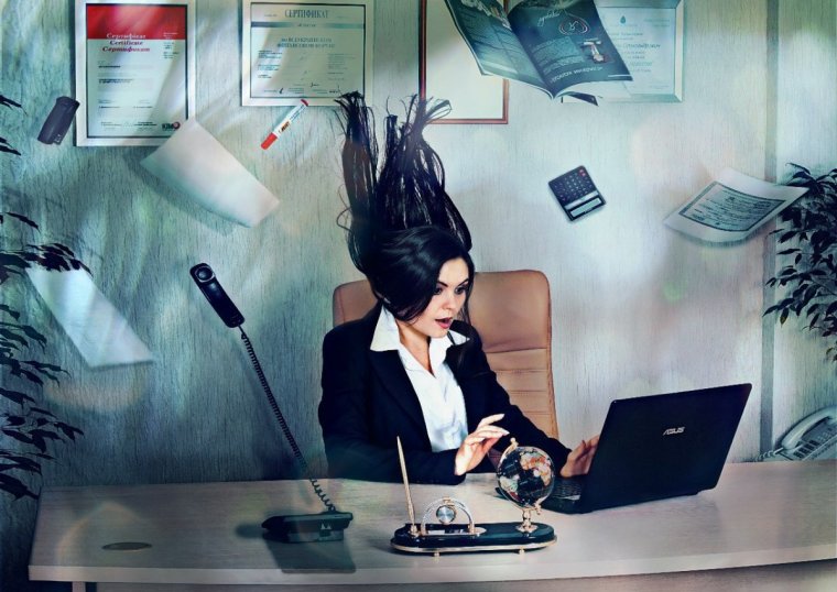 Жирный в офисе