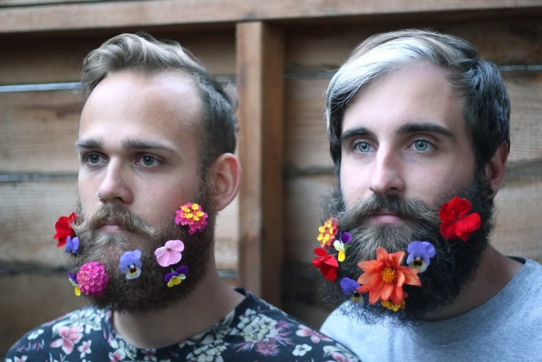 Смешной бородатый мужик