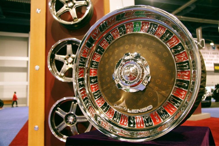 Необычные автомобильные диски