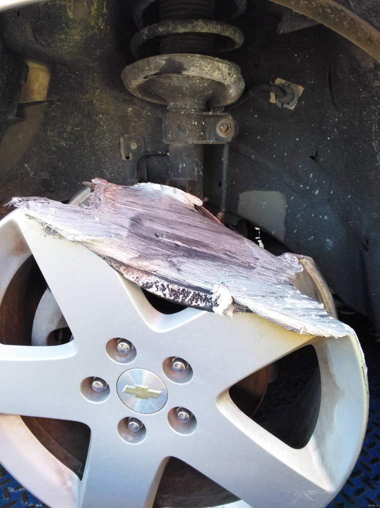 Стертый колесный диск