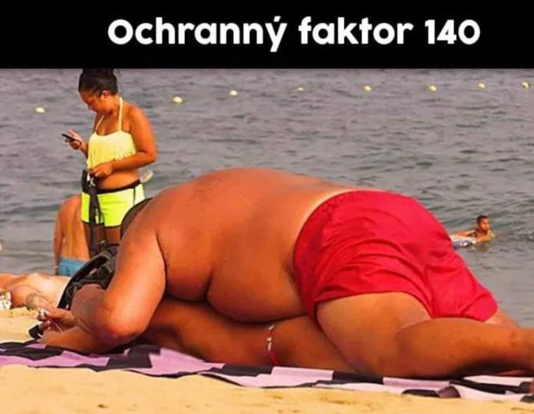 Толстые мужчины на пляже приколы