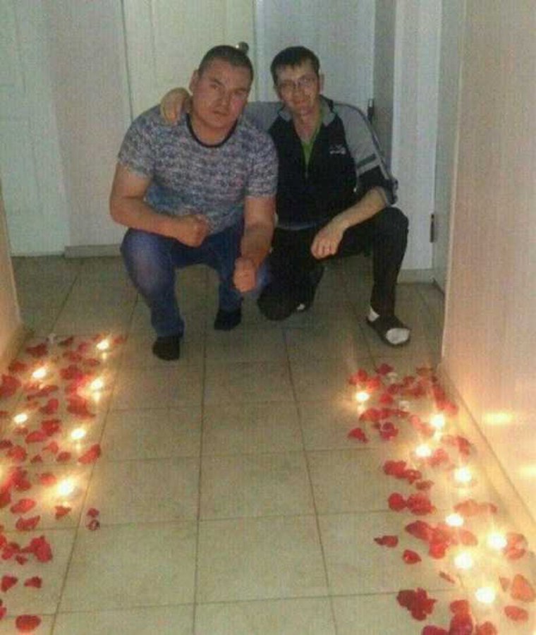 Романтики из социальных сетей