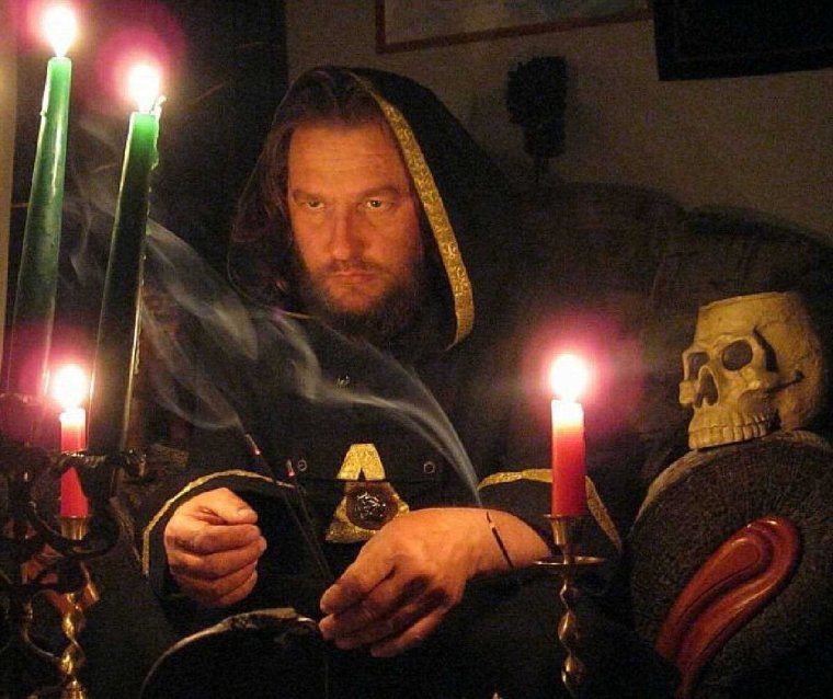 Колдун экстрасенс