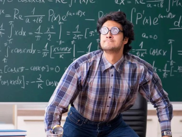 Смешной учитель мужчина