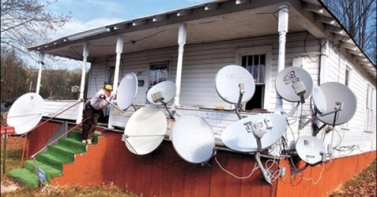 Маленькие спутниковые тарелки