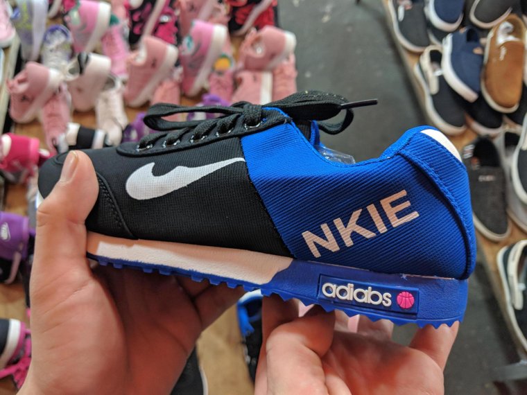 Кроссовки Nike адидас паленые