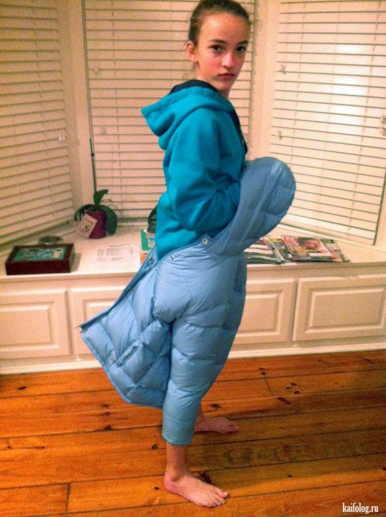 Куртка мала прикол