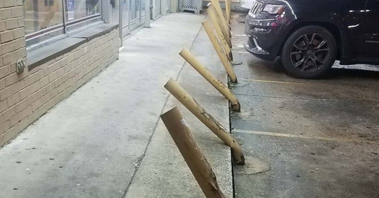 Парковка у салона красоты фото