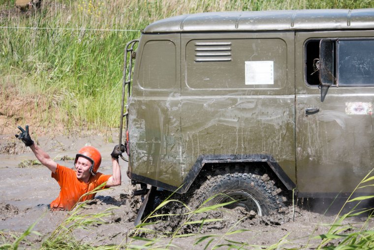 Грязный УАЗИК Буханка