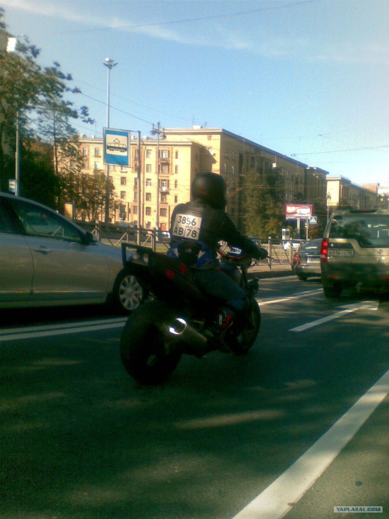 Смешные номера на мото