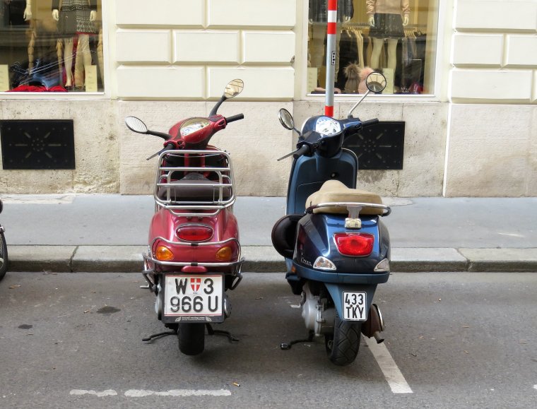 Номер на мопед