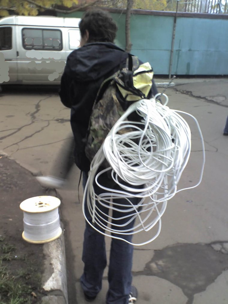 Монтажник интернета прикол