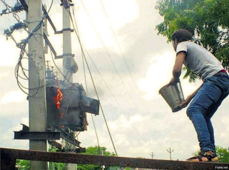 Смешной электрик