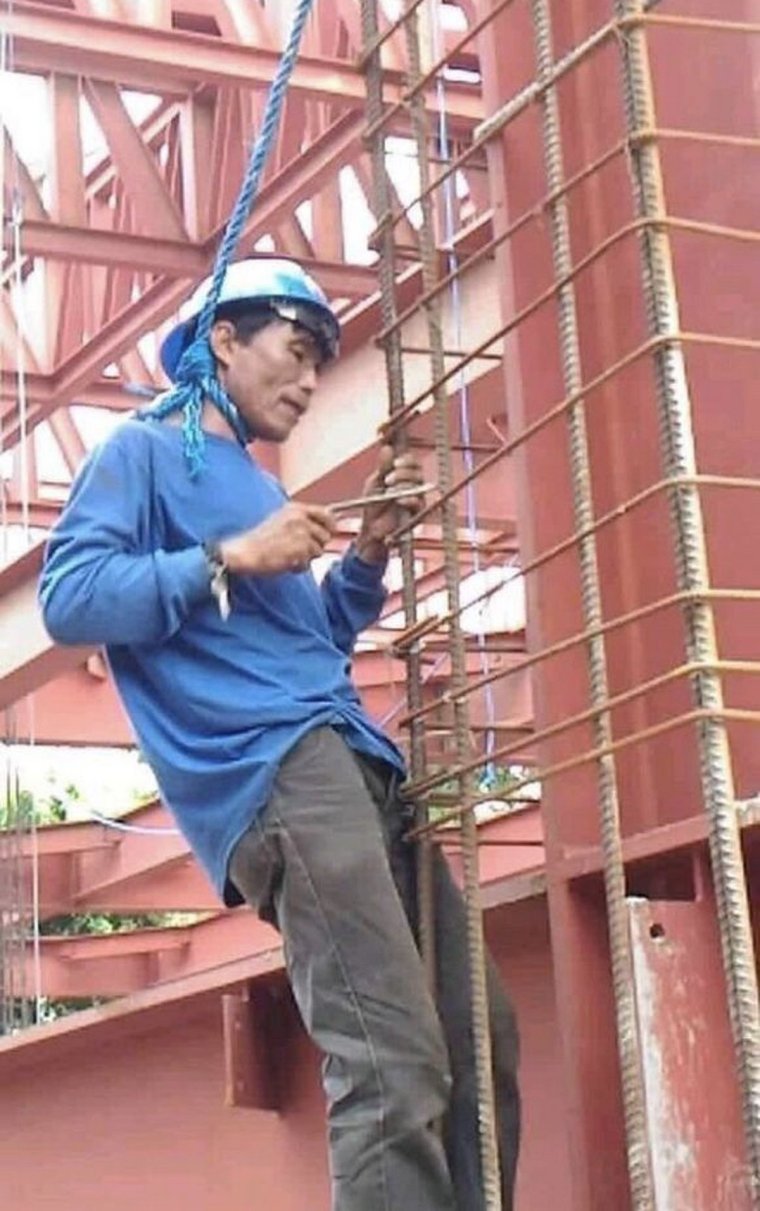 Крутой Строитель